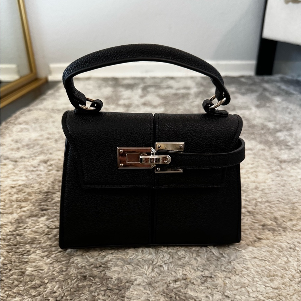 Elegant Black Handbag